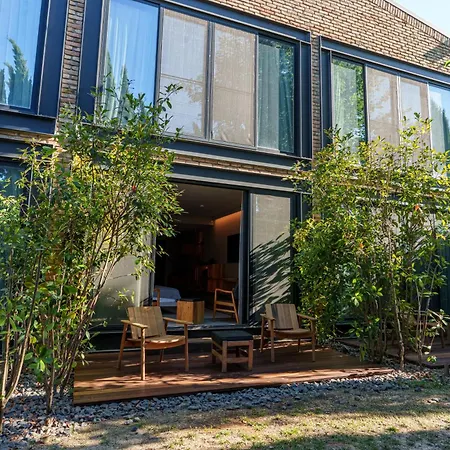 Warehouse By The (adults Only) 2* אלאקאטי