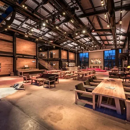 Hotel Warehouse By The (adults Only)